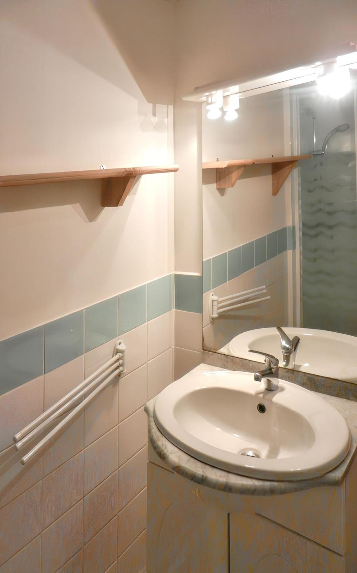 Appartement Charmant A Allevard Vue Montagne Piscine Partagee Exterior photo